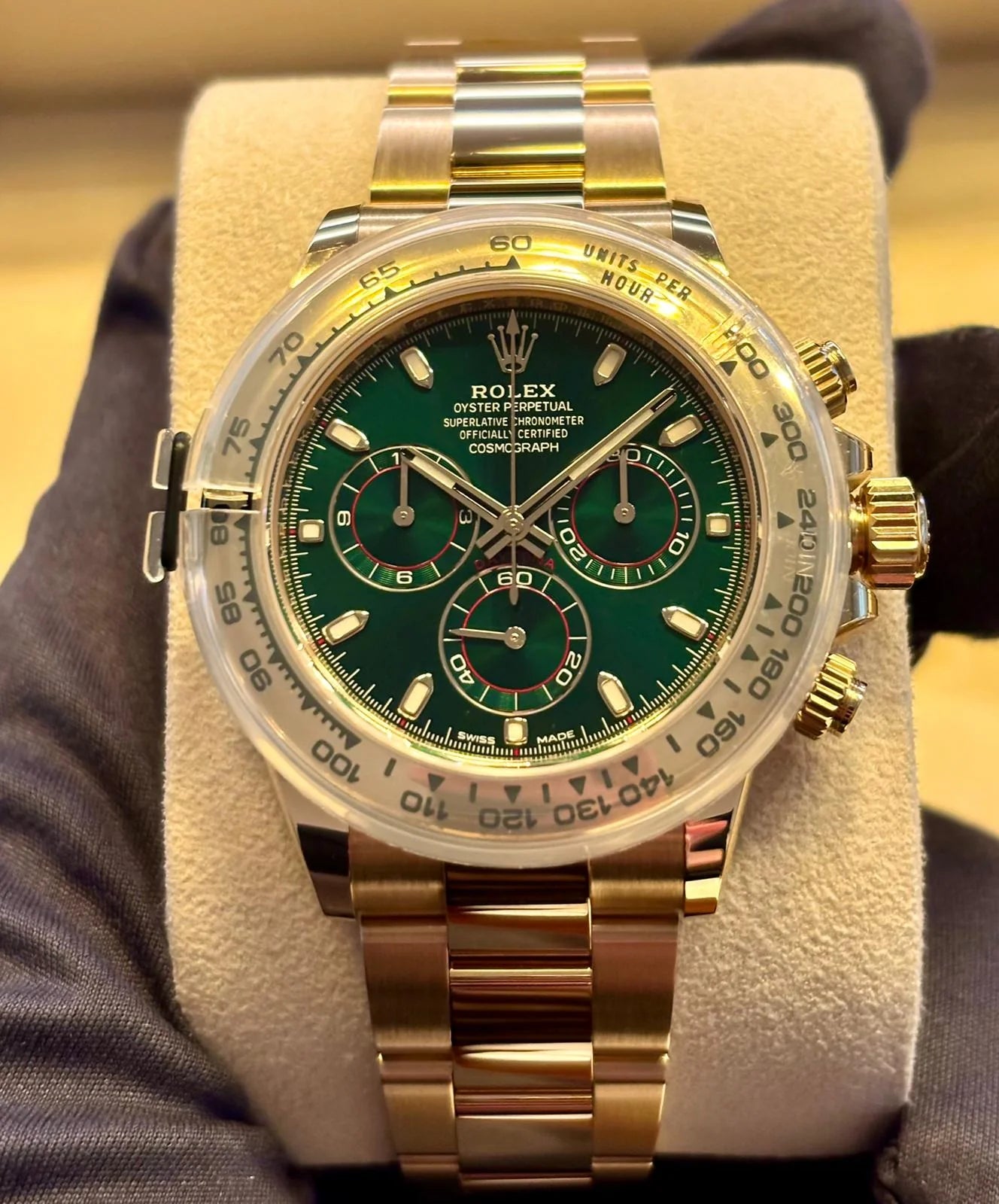 Rolex Cosmograph Daytona 18K Yellow Gold Men's Watch, 116508
